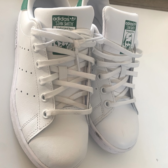 Stan smith Adidas Size 4.5 (Worn Twice) - Picture 2 of 5
